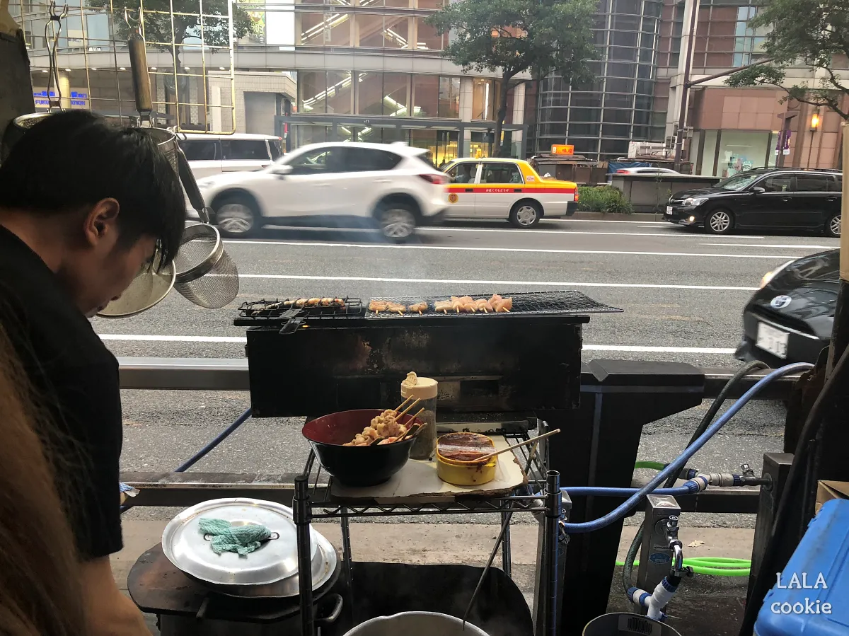 후쿠오카-텐진-다이마루-백화점-포장마차-거리-야타이-후기-꼬지와-불판