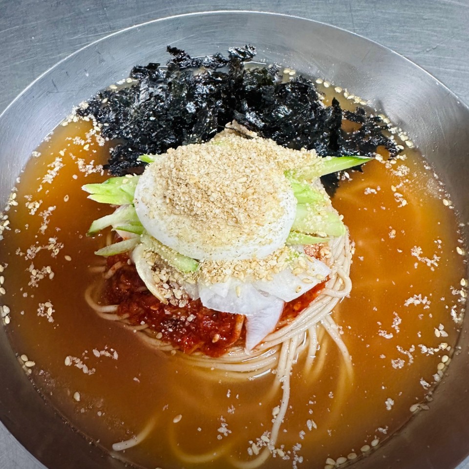 단양 여행 필수 코스! 마늘석갈비막국수 맛과 분위기 총정리