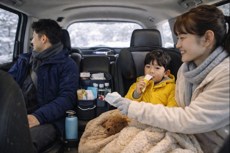 가족여행 장거리 이동을 편하게 만드는 차 안 루틴