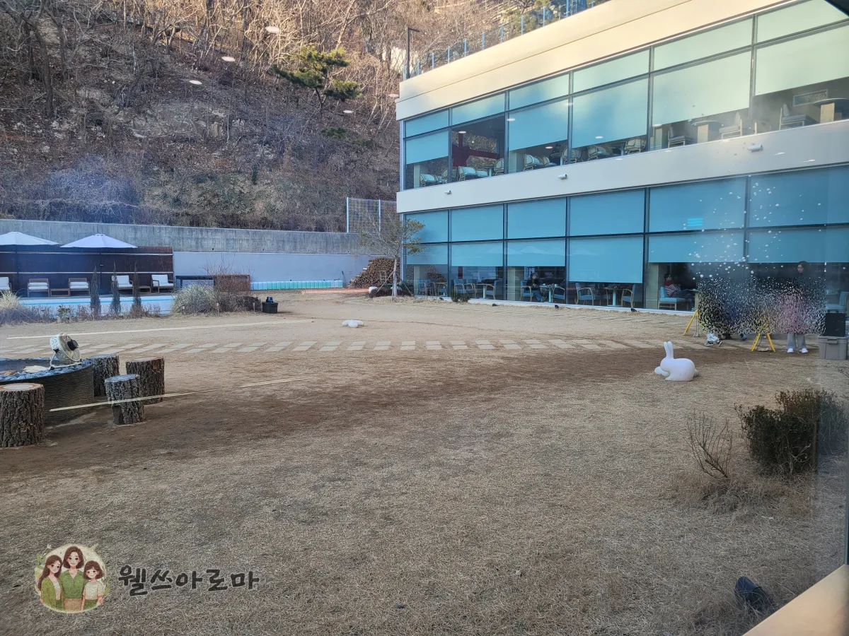 사하구-카페시온-야외전체모습