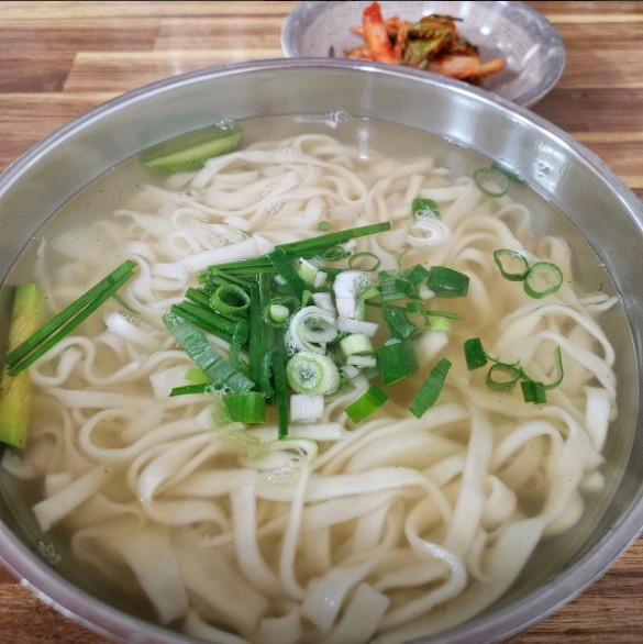 어머니손칼국수 메뉴 이미지