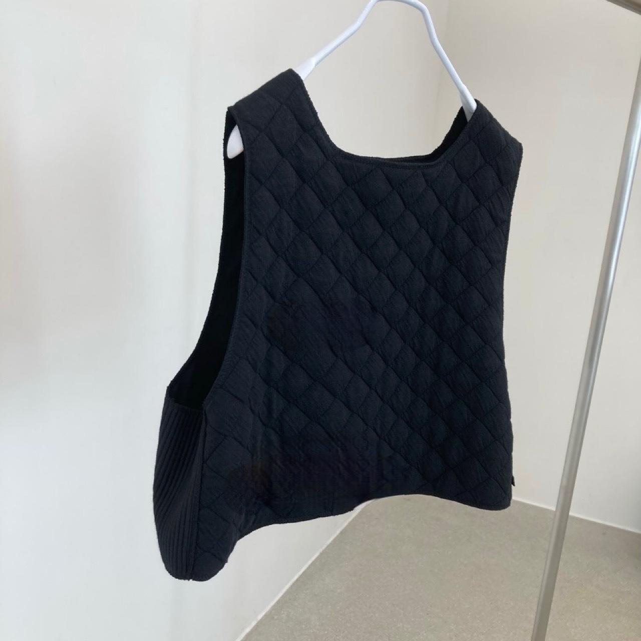 여성 퀼팅 크롭 누빔 이너 조끼