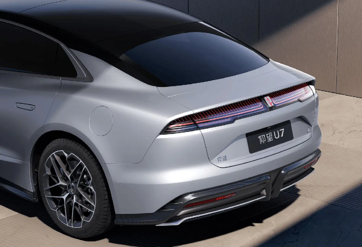 BYD U7 이미지