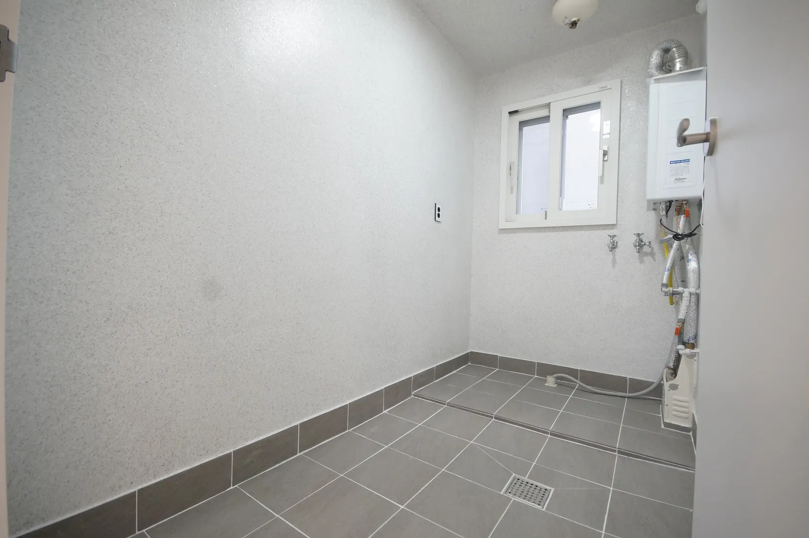 수원시 권선구 세류동 3룸 쓰리룸 신축빌라 다용도실