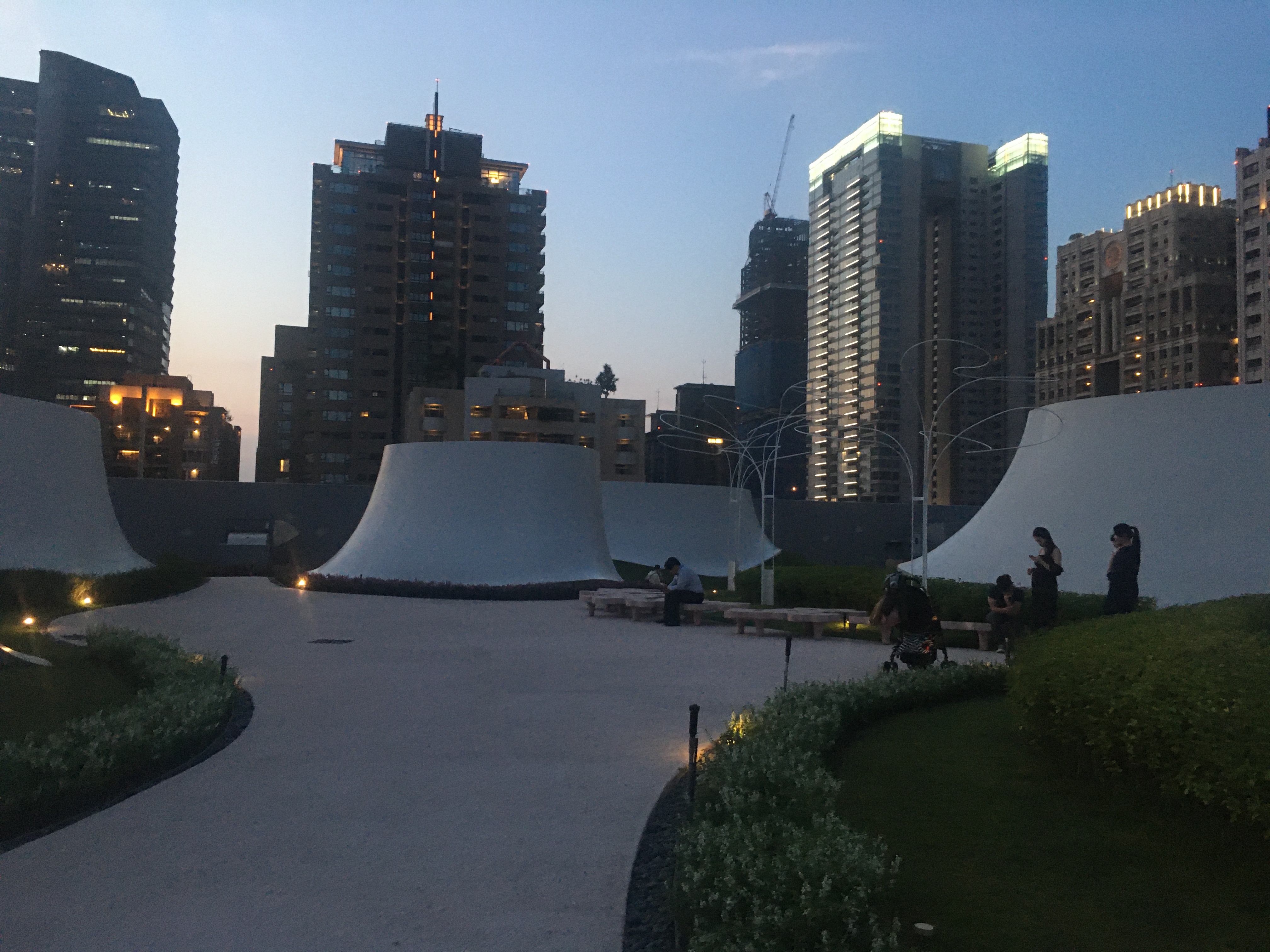 국립가극원-옥상정원1