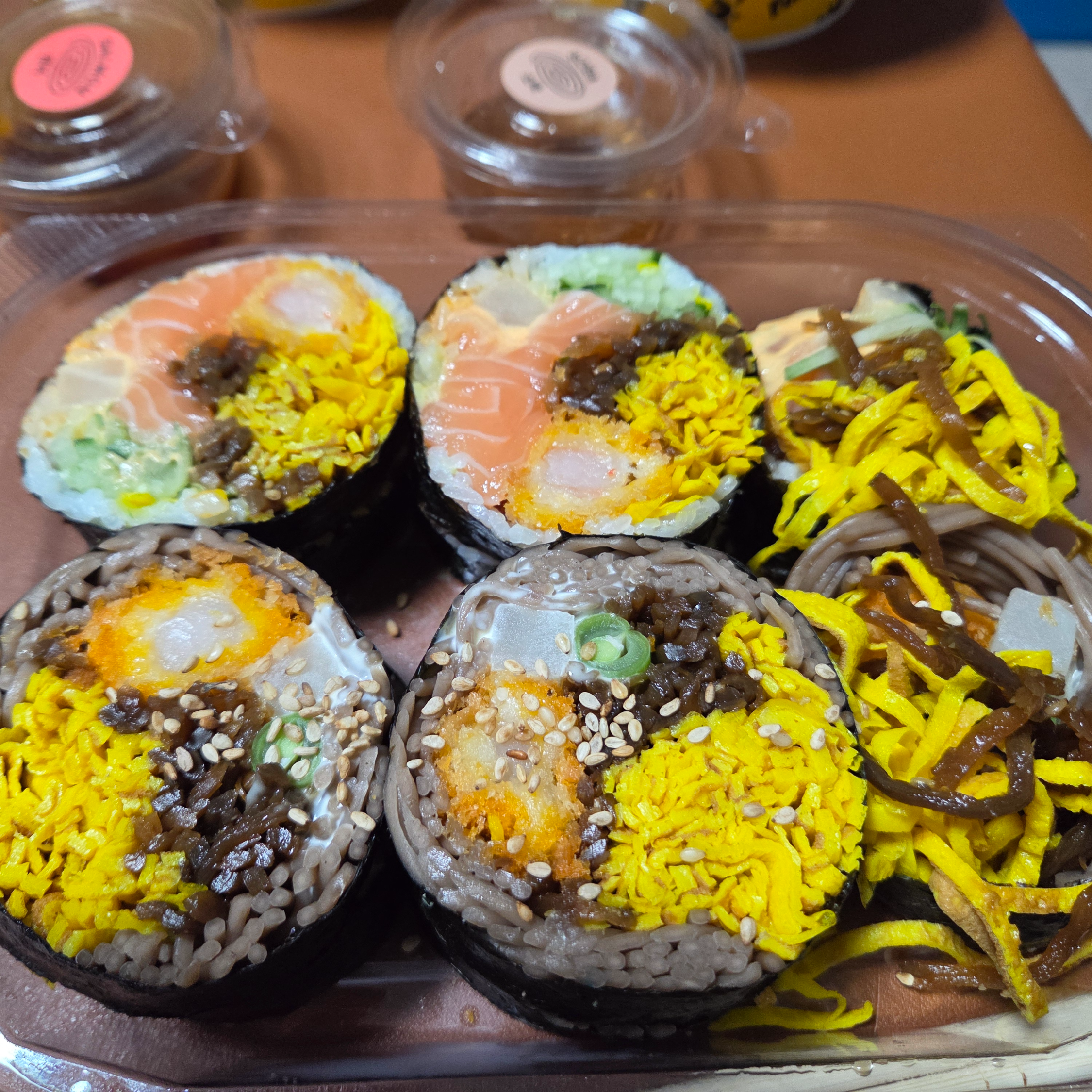 무안 남악 여행 추천 후토루 연어후토마키 클로즈업