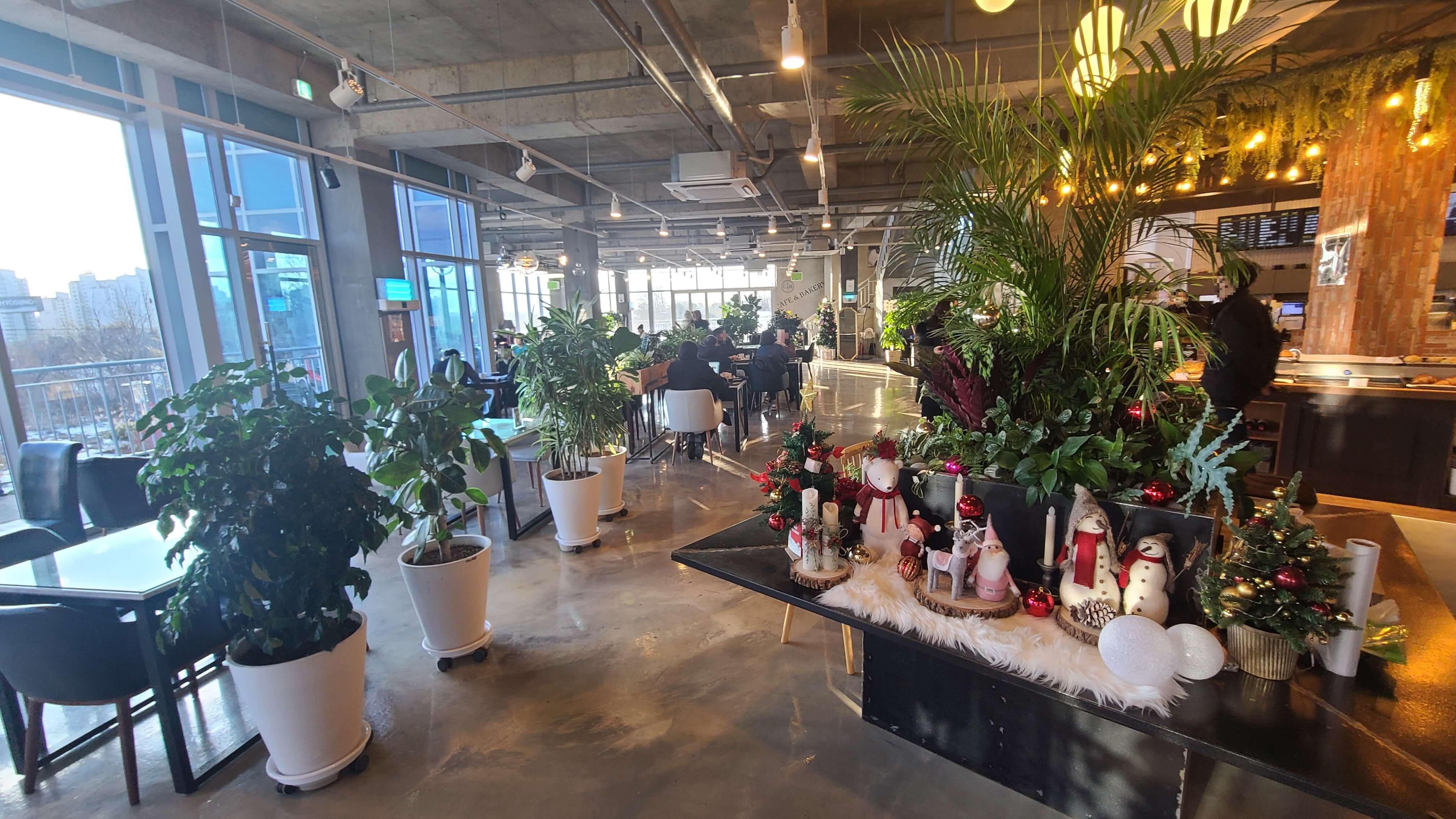 씨앤비-베이커리-카페-내부-3