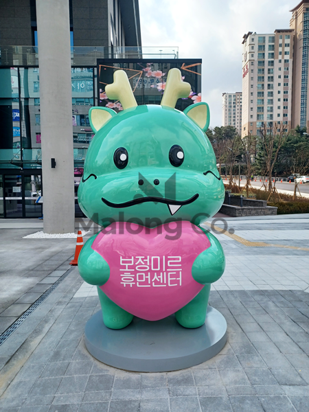 마롱컴퍼니 조형물 2