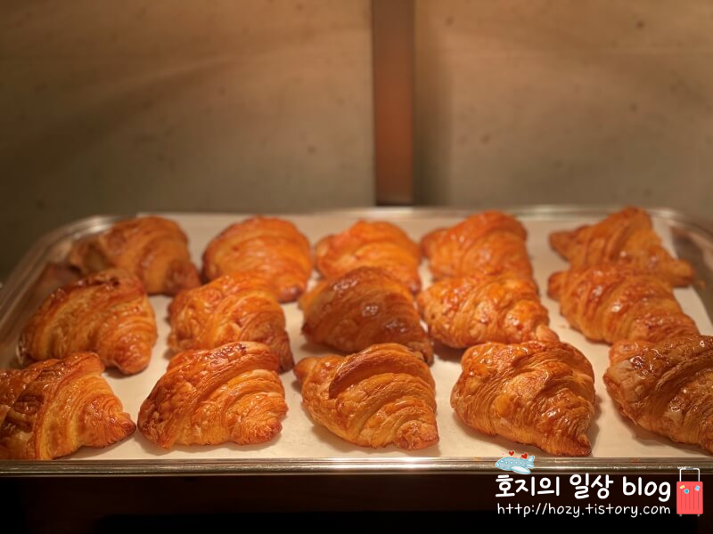 세인트레지스 싱가포르 조식 뷔페 베이커리