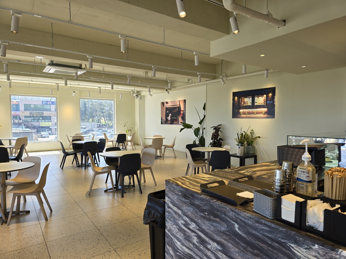 순두부젤라또 내부모습