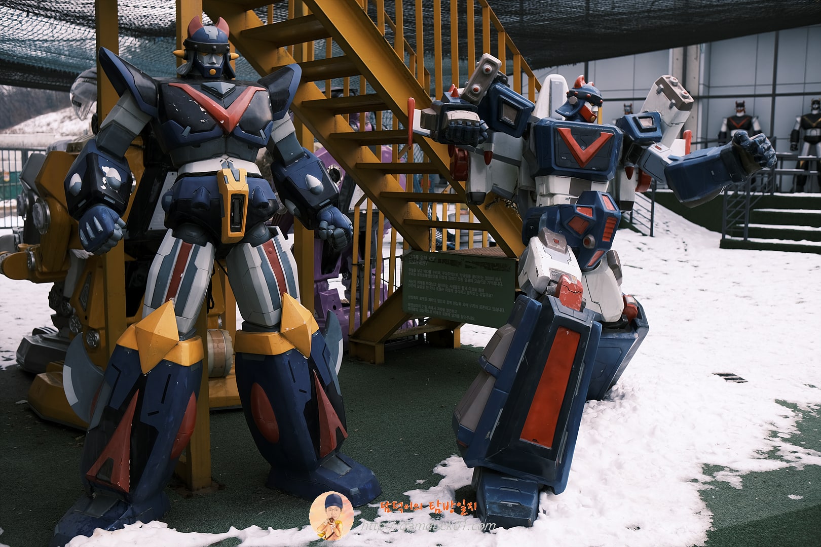 브이센터 야외 전시장