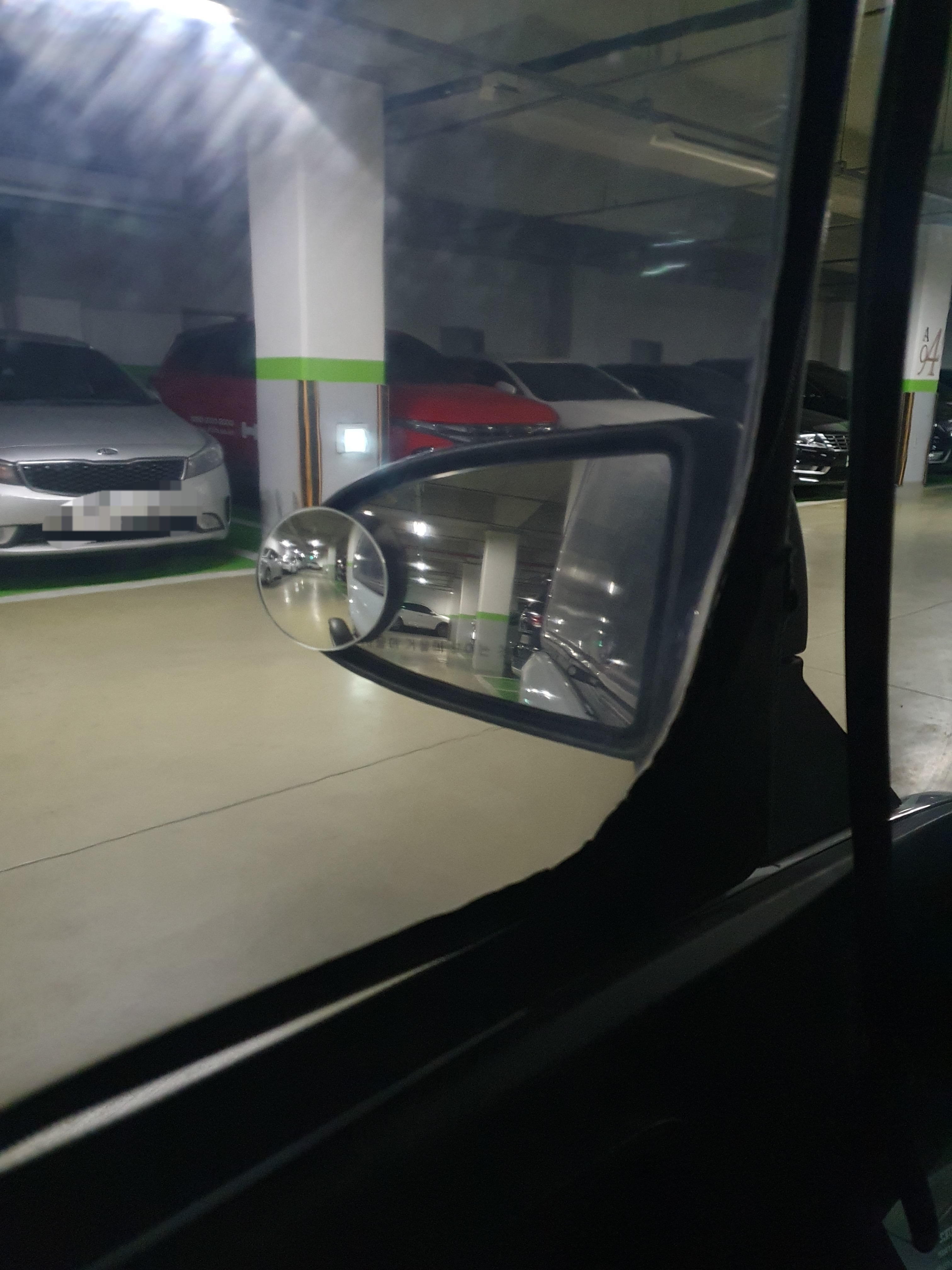 트위지 사이드미러 왼쪽 보조거울