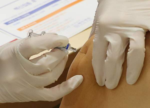 코로나 재유행 경고! 2026 중국 확진자 급증과 국내 입원환자 폭등 원인 및 증상 대처법 총정리