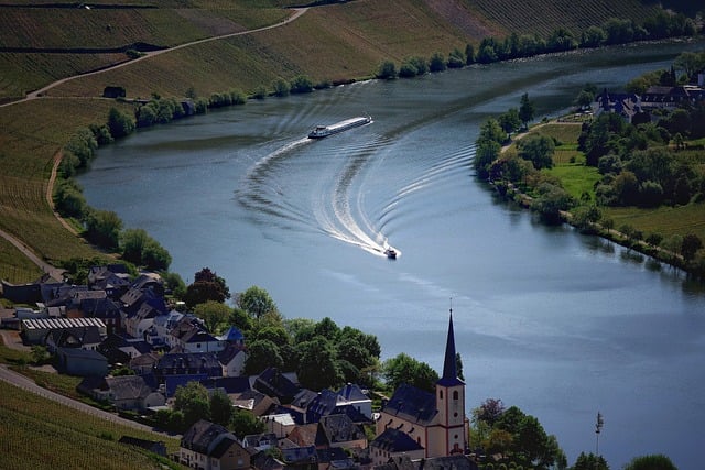 노년에 평화로움 관련 이미지