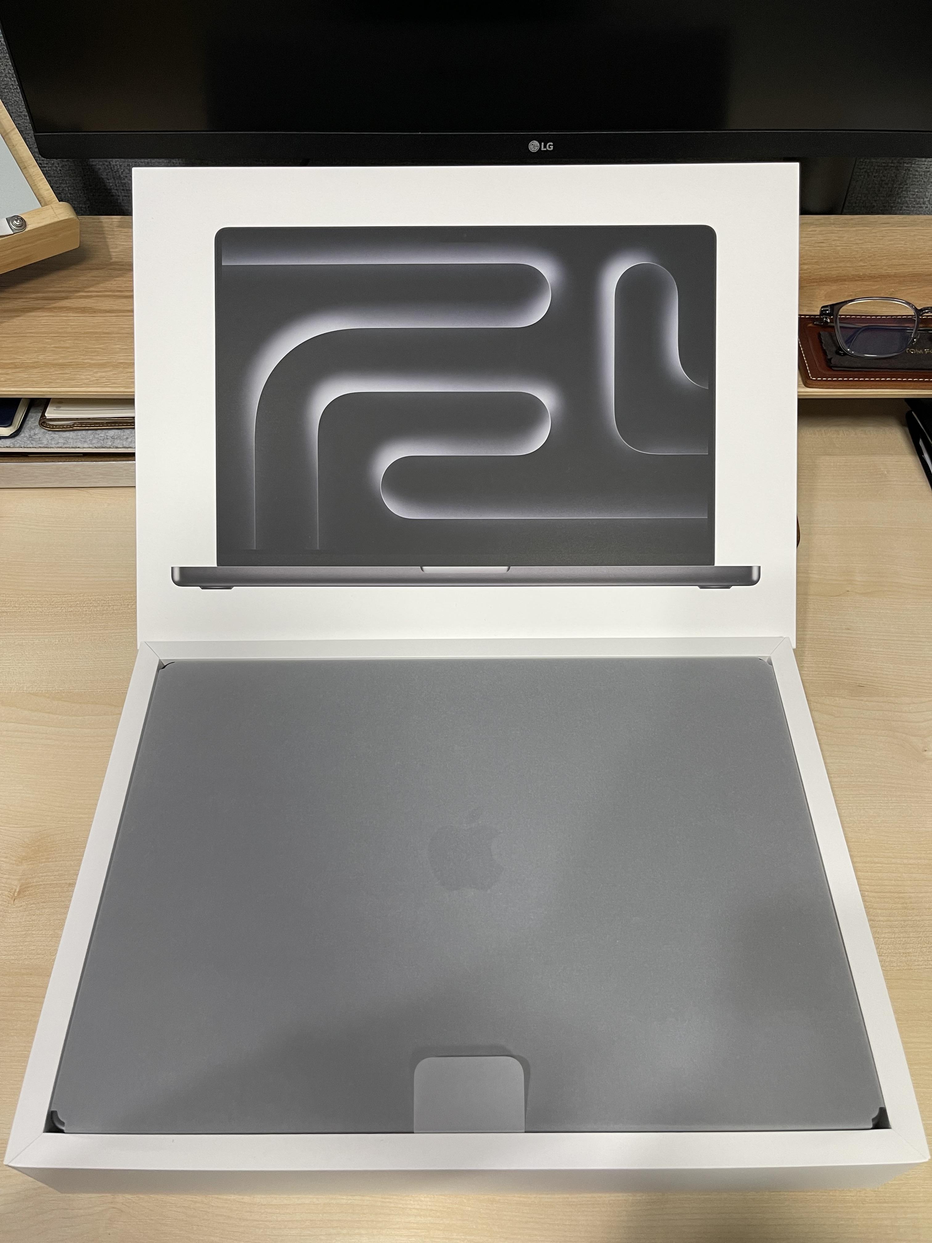 애플 M3 맥북 프로 16인치