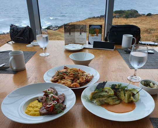 제주 성산뷰 식당 '민트 레스토랑'