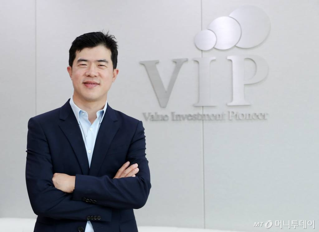 김민국 대표이사