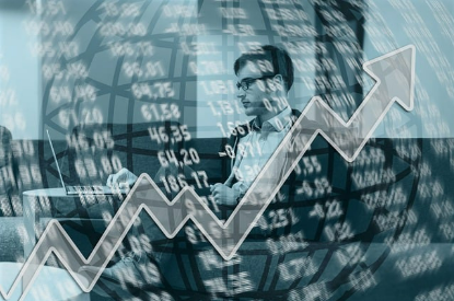 오늘의 경제 이슈 분석: 금리, 부동산, 기업 회생, 저출산, 국제 경제