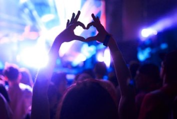 연예계 팬덤 현상과 팬덤 정치란