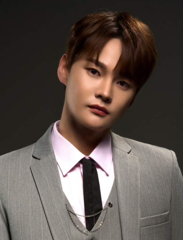 박서진 나이 프로필 고향 학력 성형 병역 가족사 근황 총정리 (2026년 최신판)