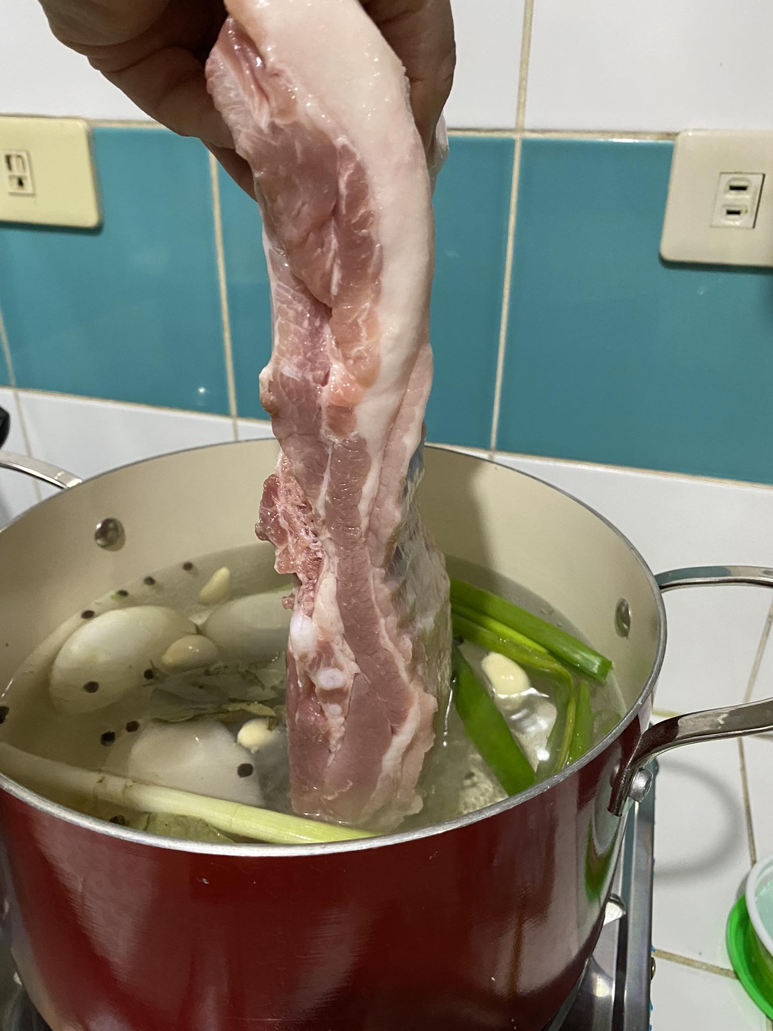 백종원 수육 레시피, 수육 황금 레시피, 수육 삶는법, 수육 삶기, 수육 레시피, 수육 만드는법 - 돼지고기 삼겹살 수육