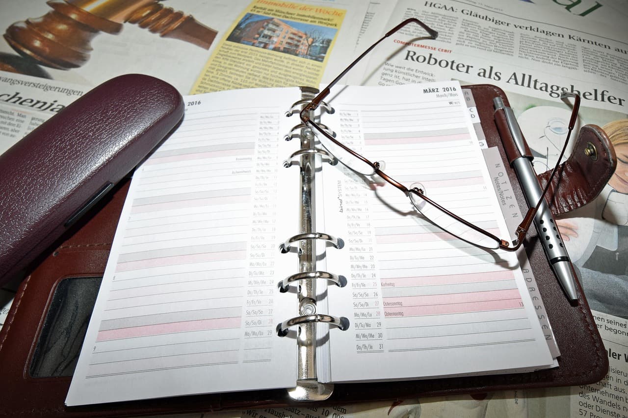 매일 일기 쓰기, 감정의 먼지를 털어내는 법