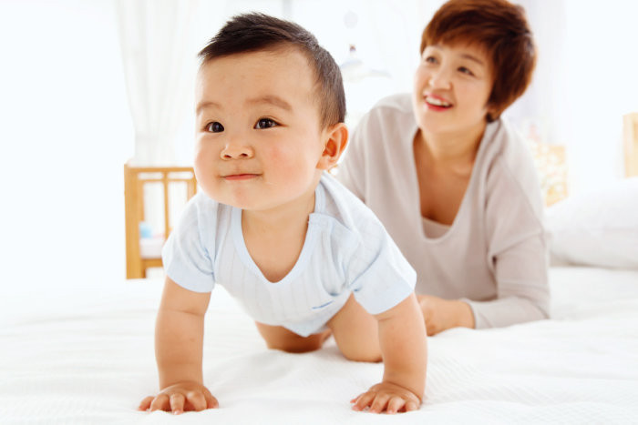 활짝 웃는 아이