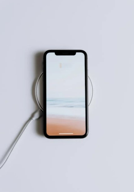 구형폰 배터리 오래 쓰는 법 수명 줄이지 않는 스마트 관리법