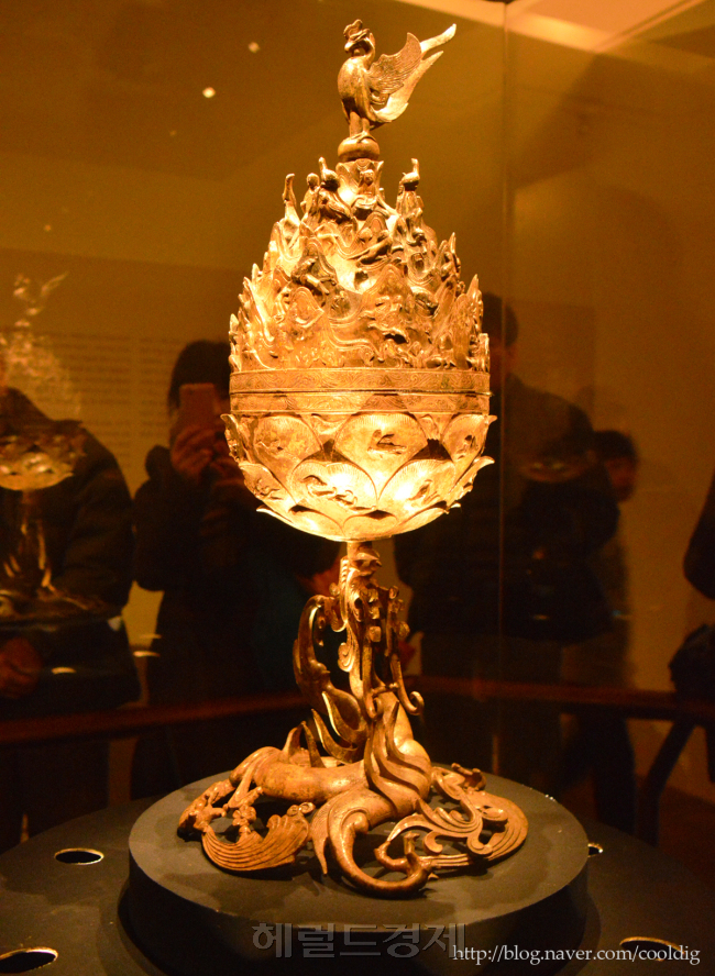 백제금동대향로