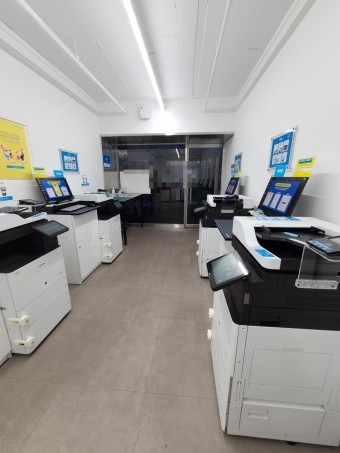  프린트 카페 내부 특징