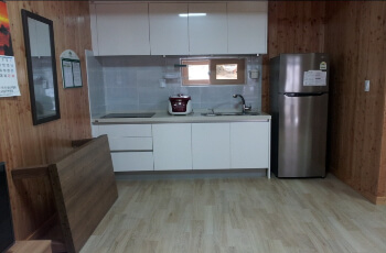 축령산 자연휴양림 숲속의 집 동백 6인실_2