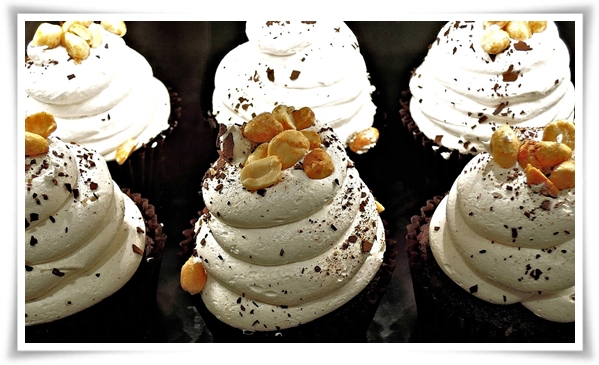 &quot;9월, 땅콩 수확 시작하세요!&quot; 수확 시기/수확/건조/활용법/건강 상 이점