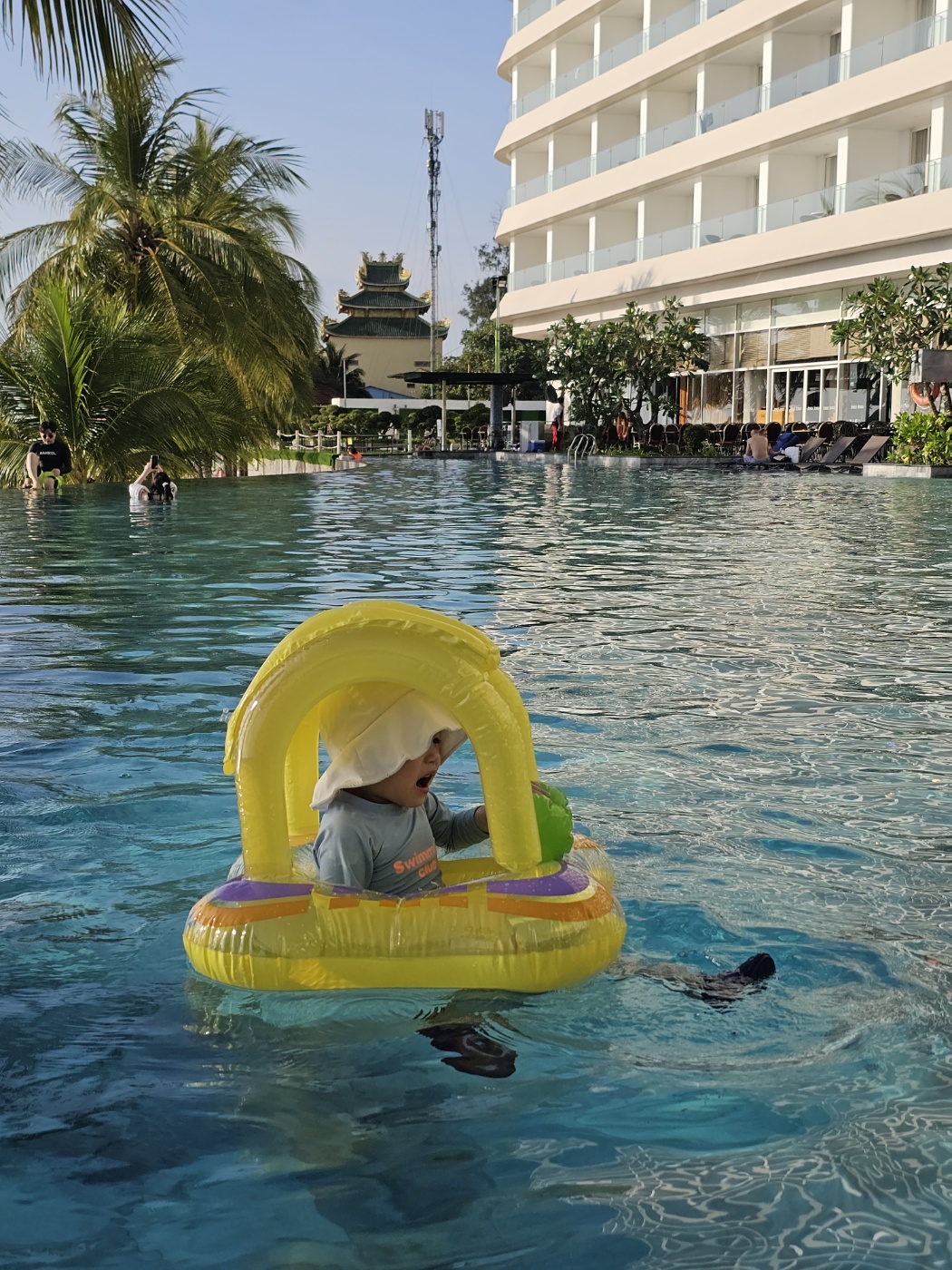 [25.3월] 푸꾸옥 #2-2&amp;#124;SEASHELLS 호텔 후기 (수영장/놀이방/헬스장)