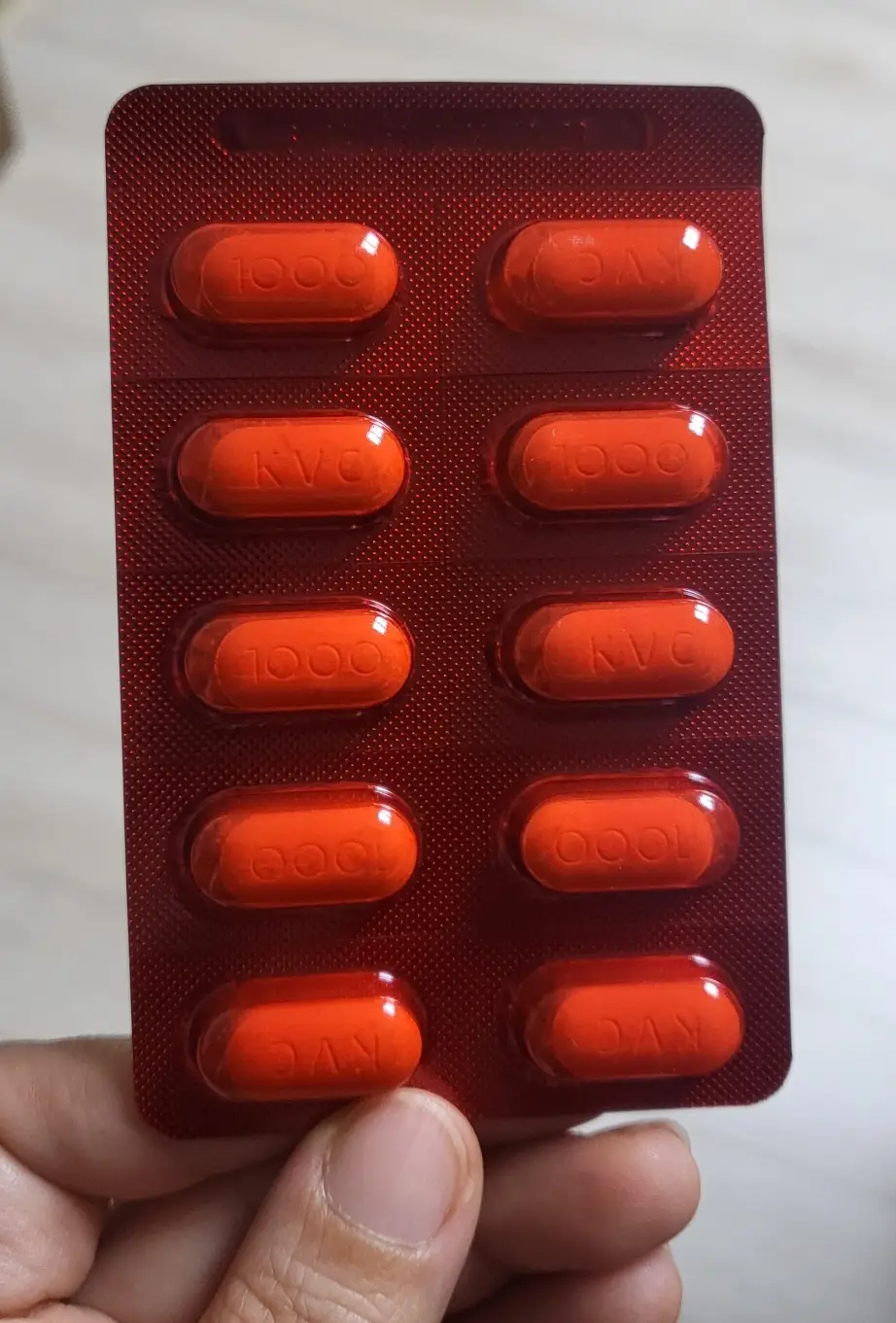 비타민-알약-패키지