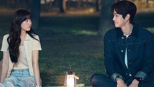 Melo Movie 두 주인공이 마주보고 있는 장면