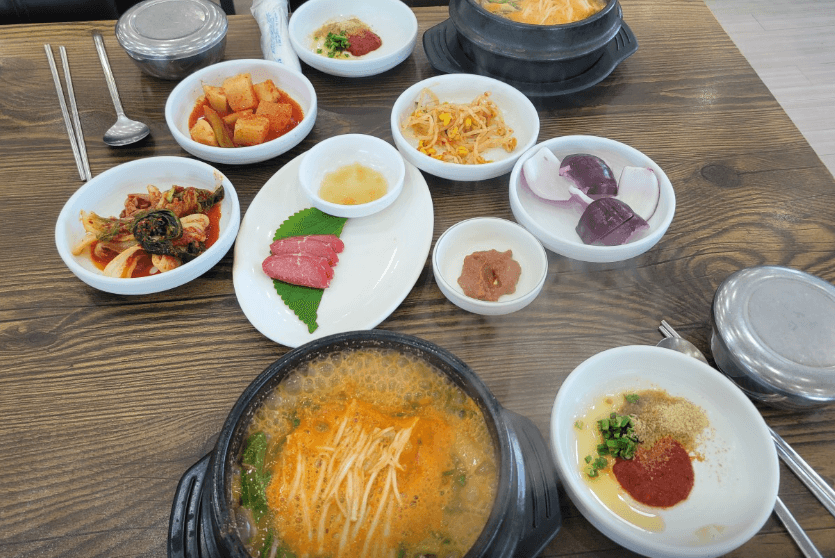 생방송투데이 흑염소 생고기구이 충남 천안 자족식당