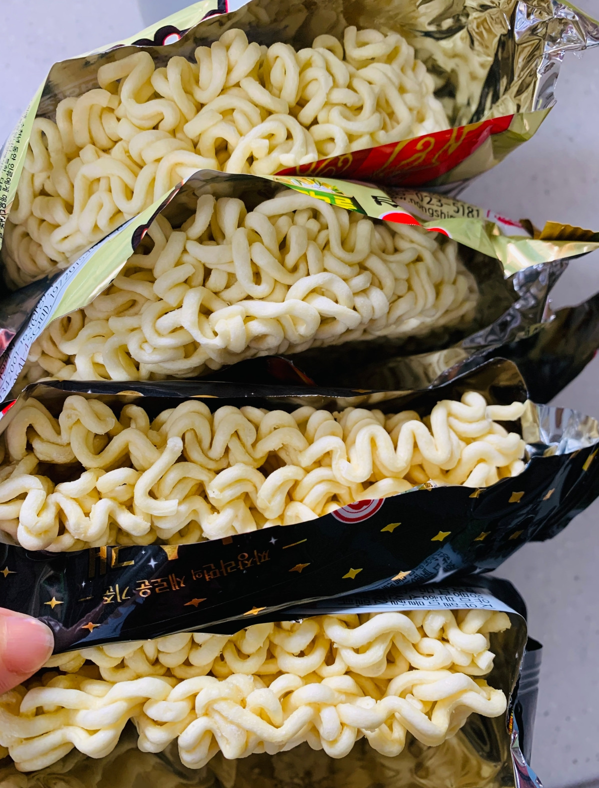 짜슐랭 짜파게티 비교2