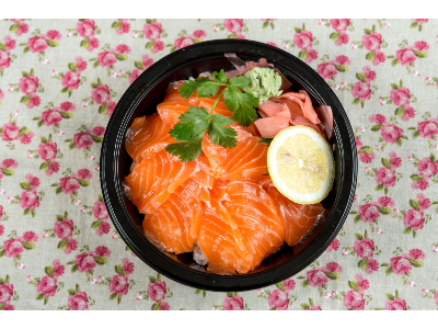 와사비 연어덮밥 사진