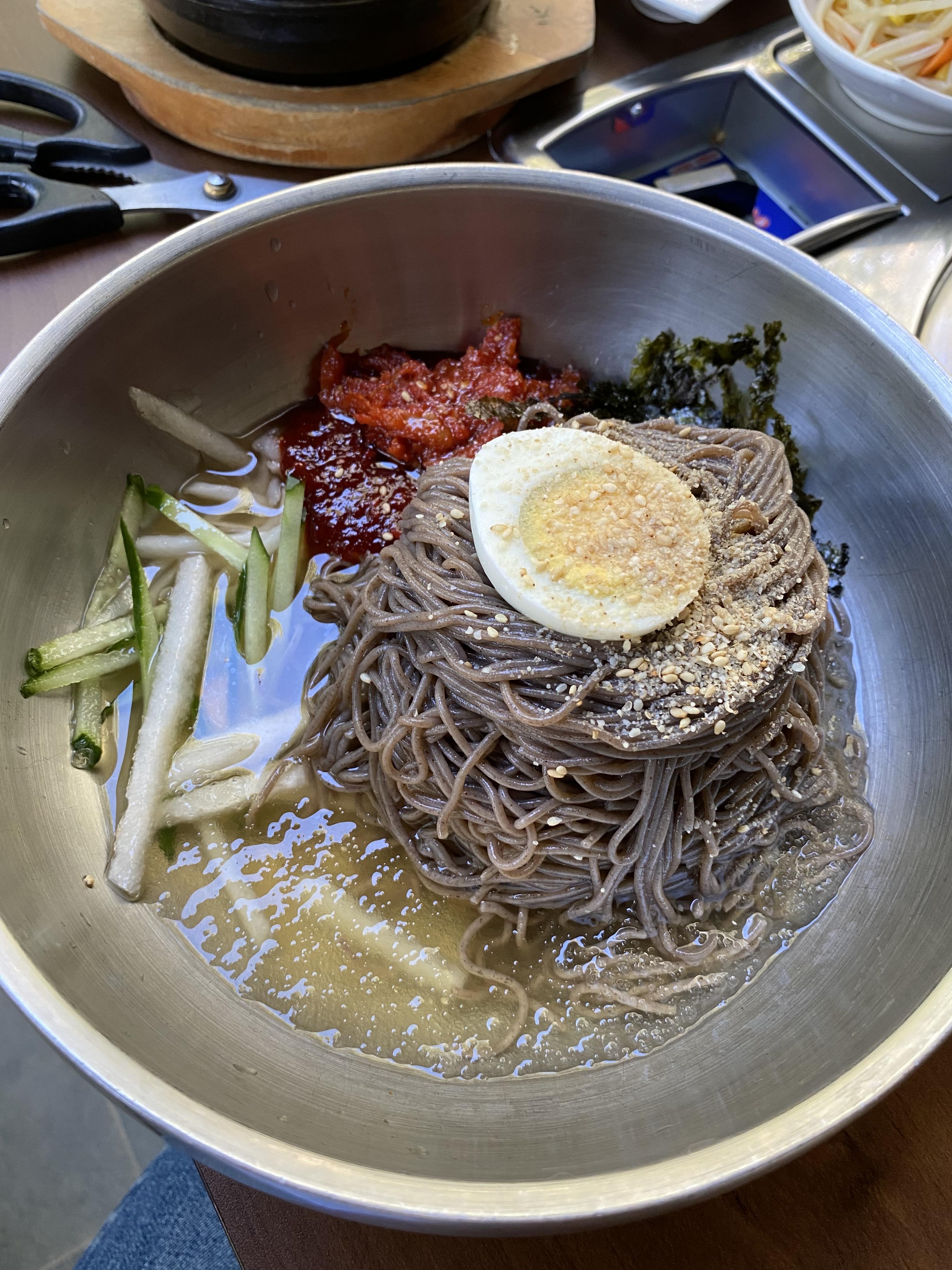 비빔막국수
