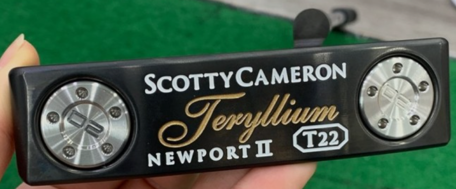 스카티 카메론 한정판 퍼터 사진들