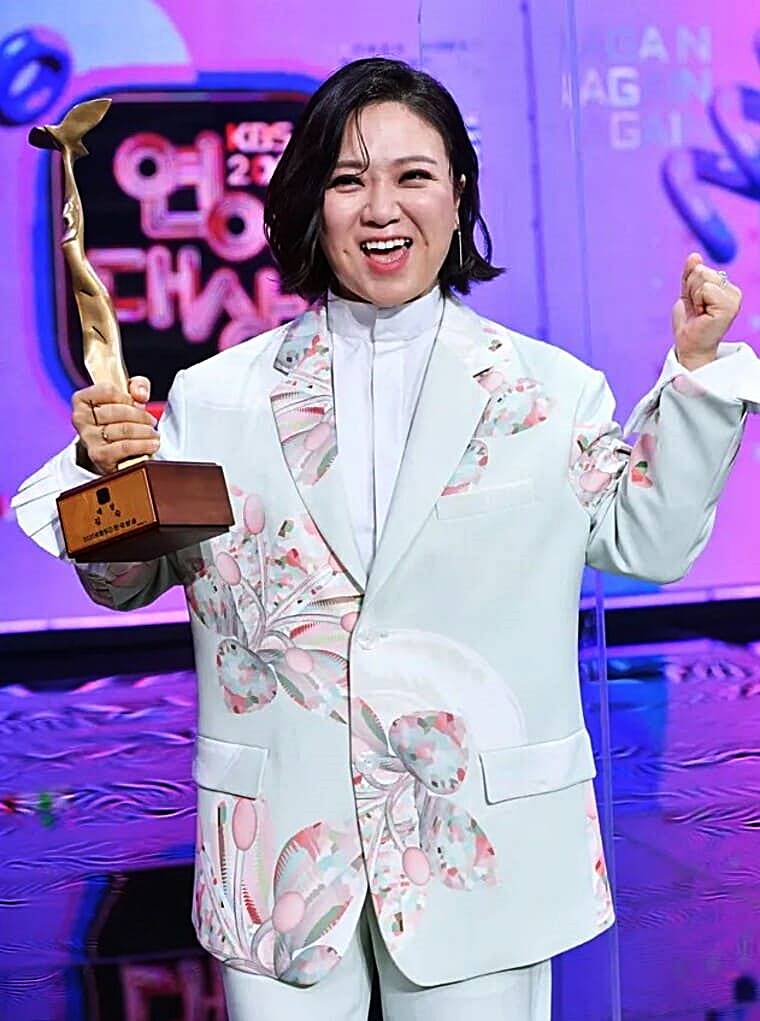 개그우먼-김숙