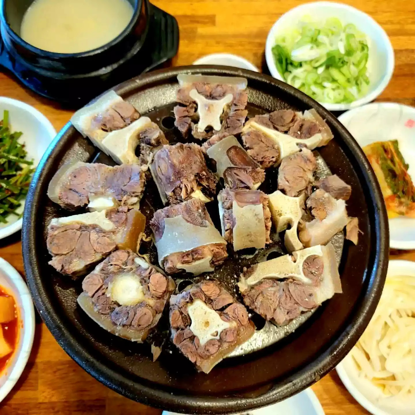 경상도 맛집 TOP 5 (원조꼬리곰집)