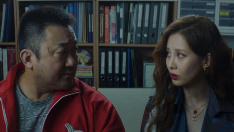 영화 <거룩한 밤: 데몬 헌터스> 리뷰 : 마동석의 오컬트 액션 추천작(+쿠키 영상)