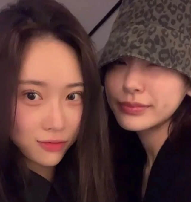 벙거지모자를-쓴-노제와-로잘린