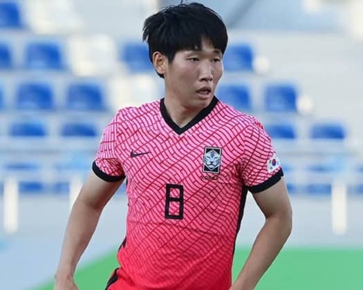 홍윤상 선수 사진