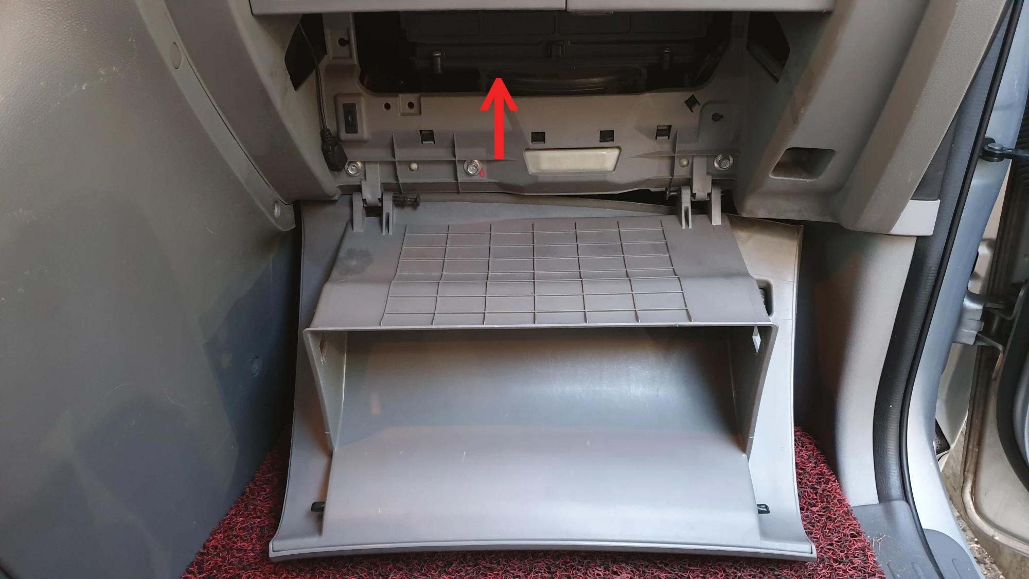 에어컨필터 위치