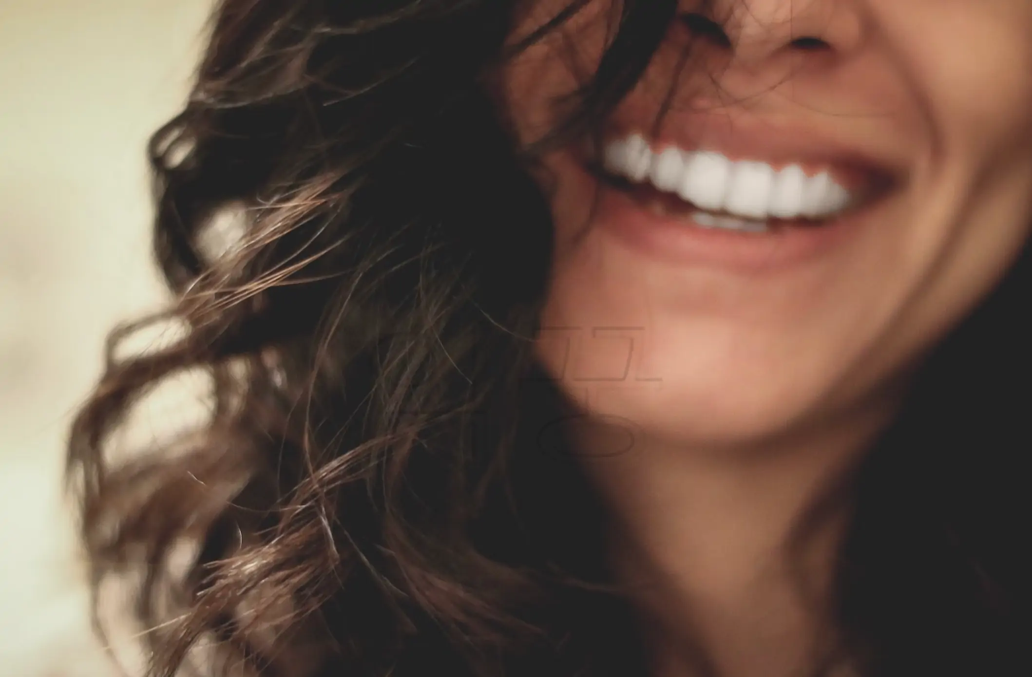 잇몸 내려앉음 관련 사진