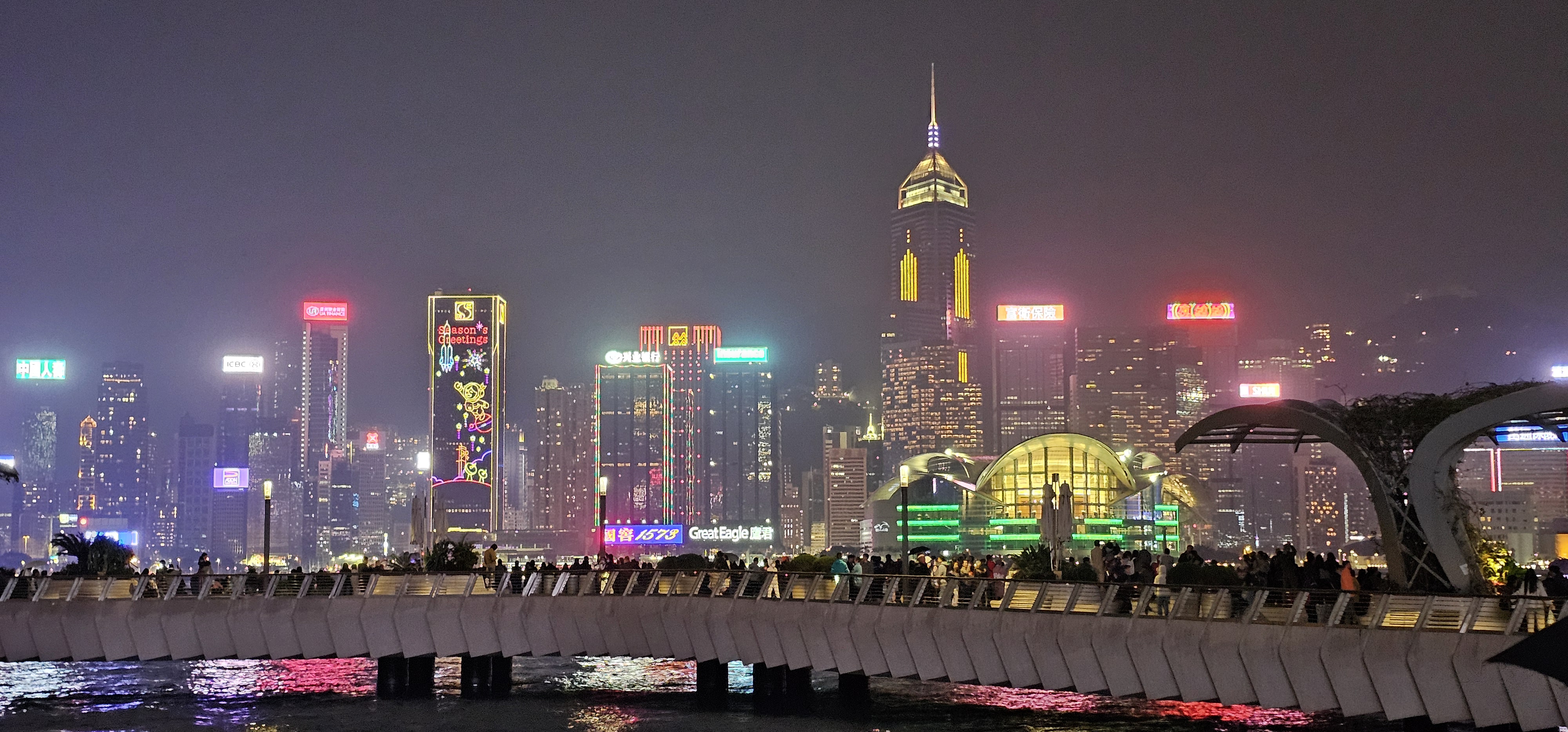 ※ 심포니 오브 라이트(Symphony of Lights)