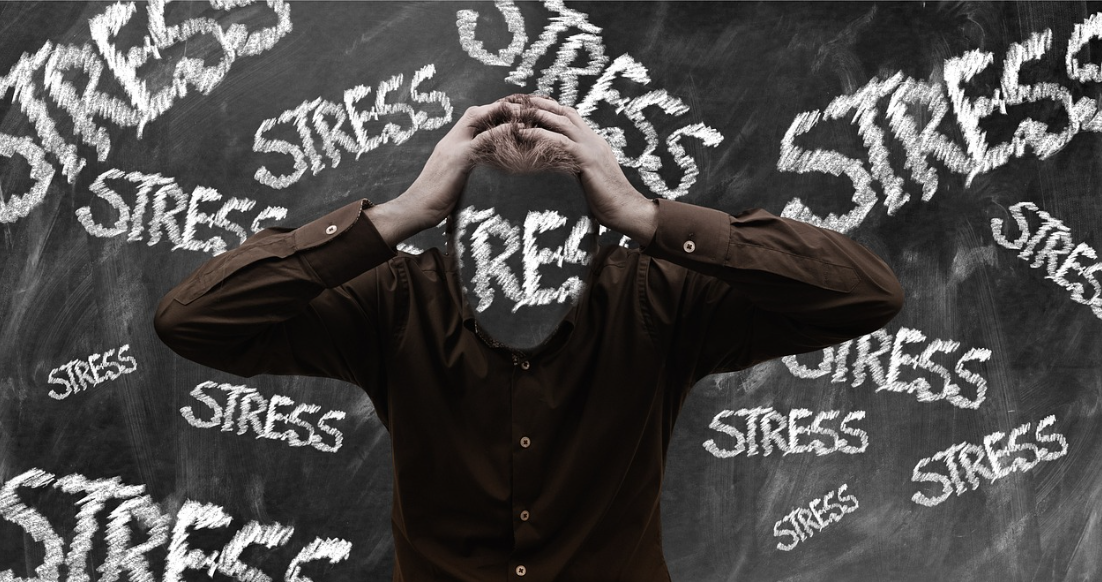 스트레스 받는 현대인