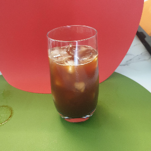 컴프레소로 아이스 아메리카노 만들기_완성된 아이스 아메리카노